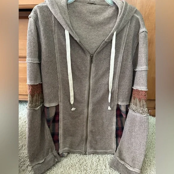 Pol Zip Up Jacket - Picture 1 of 6